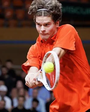 ATP Madrid: Alexander Blockx zet Brandon Nakashima in drie sets opzij