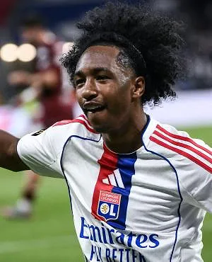 Malick Fofana hervat groepstraining bij Lyon!