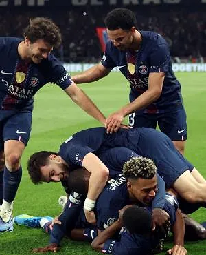 PSG trekt aan het langste eind na waanzinnig doelpuntenfestijn tegen Bayern (5-4)