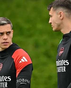 Leandro Trossard in de basis tegen Atlético Madrid? Spaanse media denken van wel