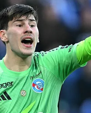 Een statistiekbureau ziet Mike Penders als de meest waardevolle U23-doelman!