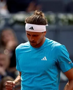 ATP Madrid: Alexander Zverev verslaat Flavio Cobolli en treft Alexander Blockx in de halve finale