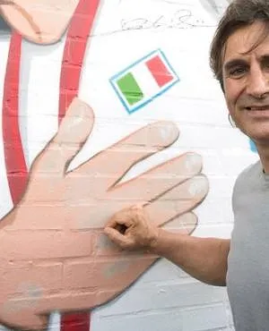 Alex Zanardi, voormalig F1-coureur en viervoudig paralympisch kampioen, is overleden