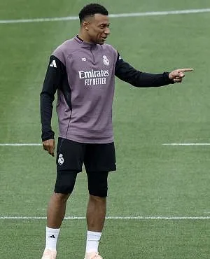 Courtois en Mbappé aanwezig voor de Clasico? Real onthult selectie