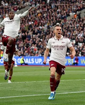 Leandro Trossard verdeeld tussen « pure vreugde » bij zijn doelpunt en « opluchting » na de afgekeurde goal van West Ham