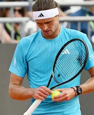 « Dit is de slechtste baan waarop ik ooit heb gespeeld » : Alexander Zverev verteert uitschakeling in Rome niet