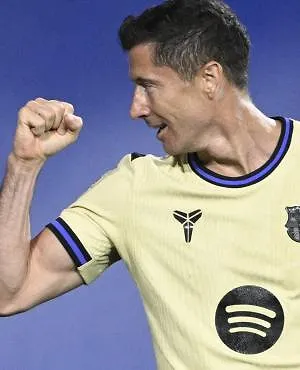 Vertrek of verlenging bij Barça? Robert Lewandowski heeft de keuze te over