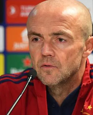 Door Anderlecht het hof gemaakte Alfred Schreuder ontslagen bij Al-Diriyahv
