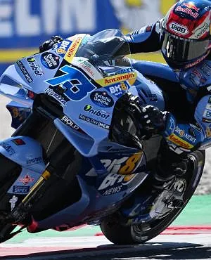 MotoGP: Zeer zware crash in Barcelona, Alex Marquez afgevoerd naar het ziekenhuis en rode vlag
