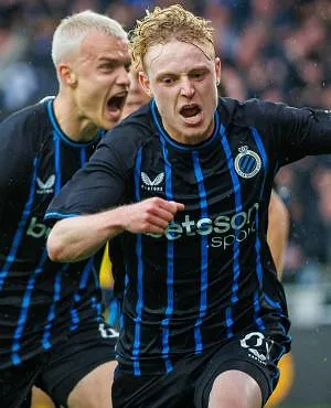 “Alles ligt in onze handen”: Hugo Siquet beseft dat Club Brugge een reuzenstap richting titel heeft gezet
