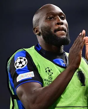 «Dit doet je overgeven»: totale ontsporing van Inter-supporters ten opzichte van… Romelu Lukaku