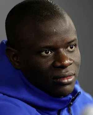 N’Golo Kanté naar Virton afgereisd om de titel te vieren met de spelers !