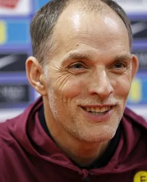 “Het is een kwestie van evenwicht en positionering binnen het team” : Thomas Tuchel verklaart opvallende keuzes bij Engelse selectie