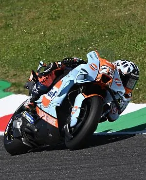 MotoGP Italië : Raúl Fernández zorgt voor stunt met winst in sprintrace op Mugello