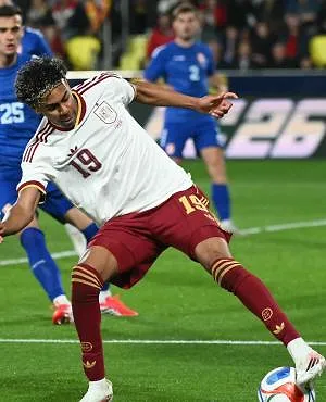 Luis de la Fuente stelt gerust : « Lamine Yamal zou klaar moeten zijn voor de openingsmatch tegen Kaapverdië »