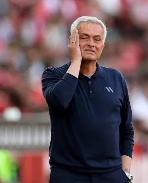Afkoopclausule van José Mourinho gaat Benfica een mooie duit opleveren !