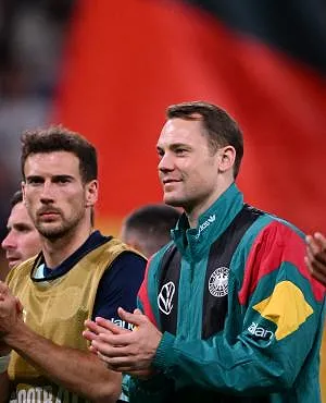Manuel Neuer hervat groepstraining bij Duitsland in aanloop naar WK