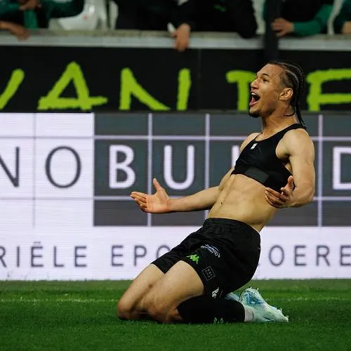 Cercle's Paris Bunner celebrates after scoring during a soccer match between Cercle Brugge and Sint-Truidense VV, Saturday 26 April 2025 in Brugge, on day 4 (out of 6) of the Relegation Play-offs of the 2024-2025 'Jupiler Pro League' first division of the Belgian championship. BELGA PHOTO KURT DESPLENTER