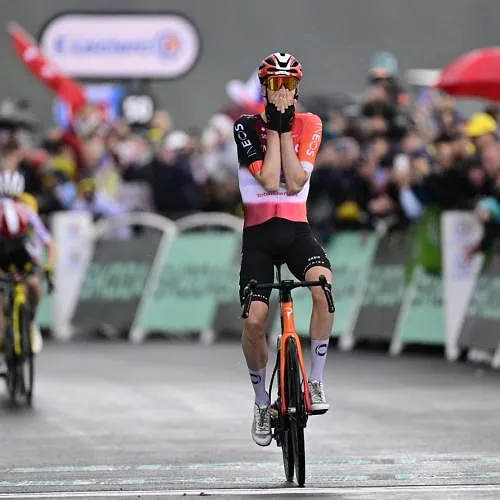 Dutch Thymen Arensman of Ineos Grenadiers pictured winning stage 19 of the 2025 Tour de France cycling race, from Albertville to La Plagne (130km), on Friday 25 July 2025 in France. The 112th edition of the Tour de France starts on Saturday 5 July in Lille, France, and will finish in Paris, France on the 27th of July. BELGA PHOTO DIRK WAEM