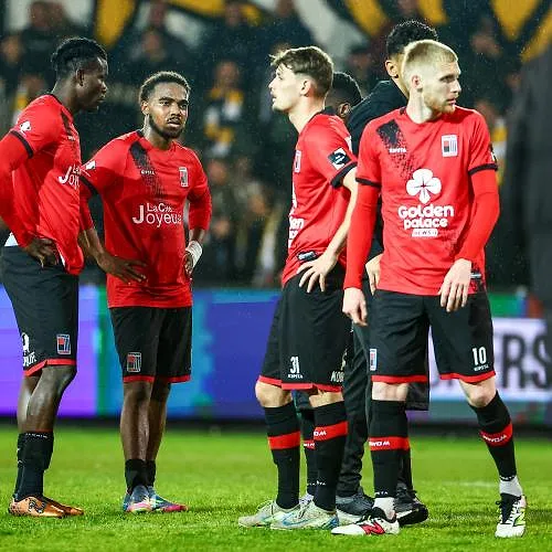 Supporters et anciennes figures du RWDM ripostent en faveur des « quatre lettres magiques »