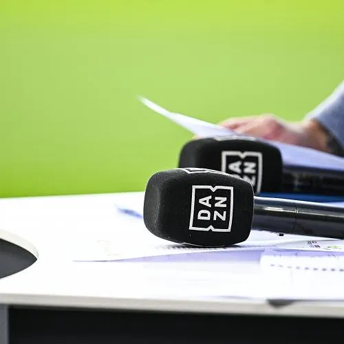 Rebondissement dans les droits TV du foot belge : Proximus revient en force… sans VOO/Orange