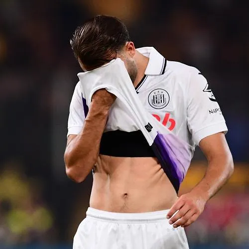 Catastrophe pour Anderlecht, qui ne sera pas européen : « On n’a pas été assez bon », admet Besnik Hasi
