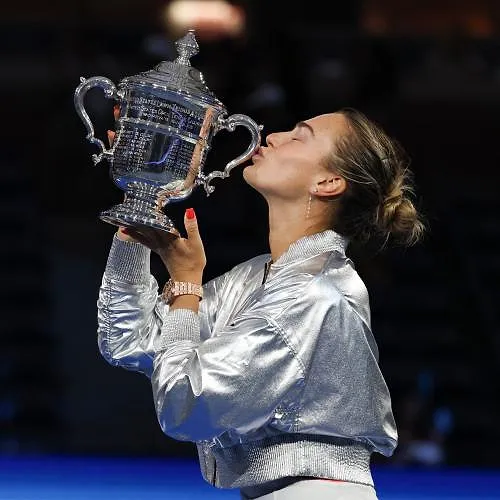 US Open : Aryna Sabalenka domine Amanda Anisimova et reste la reine de New York
