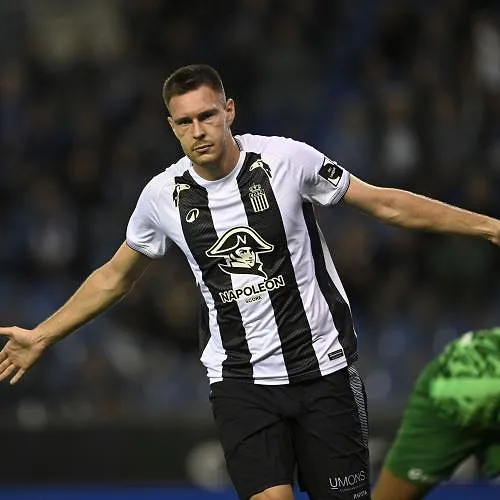 Pro League : Charleroi s’impose à Genk malgré les blessures de Romsaas et Guiagon (0-1)
