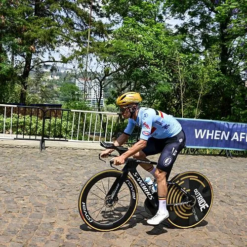 Remco Evenepoel préface les Mondiaux de contre-la-montre : « Pogacar ? C’est un beau challenge »
