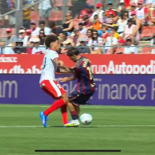 Liga : Axel Witsel exclu à la demi-heure avec Gérone, défait 0-4 par Levante