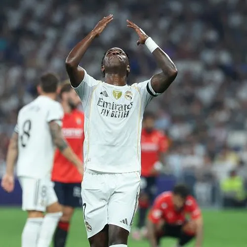 Un départ du Real Madrid envisageable pour Vinicius ? « S’il n’accepte pas les conditions, il partira »