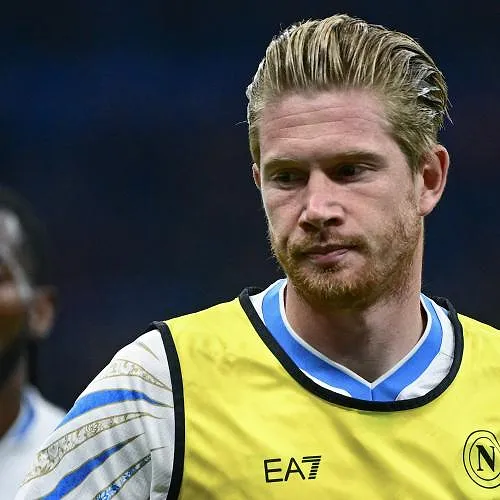 Conte annonce que le problème avec De Bruyne est réglé : « J’accepte une erreur, mais pas deux »