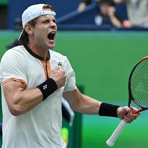 Exploit de Zizou Bergs à Shanghai : il atteint son premier quart en Masters 1000 et attend Djokovic !