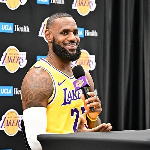 « The Second Decision » : LeBron James va-t-il faire trembler la NBA ce mardi ?