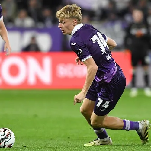 Besnik Hasi confirme : Anderlecht ne laissera pas Nathan De Cat aller à la Coupe du monde U17 !