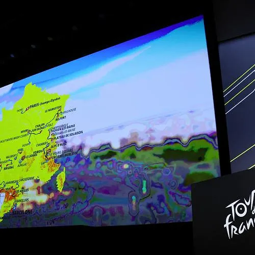 L’Alpe d’Huez à deux reprises, des cols inédits et une arrivée à Montmarte : voici le parcours du Tour de France 2026