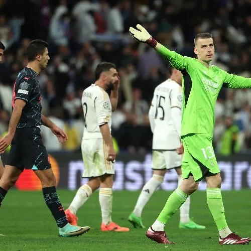 Andriy Lunin expulsé en fin de Clasico pour « agressivité » !