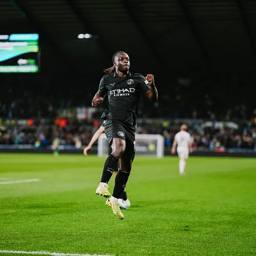 Jérémy Doku buteur en Coupe avec Manchester City : son but en vidéo !