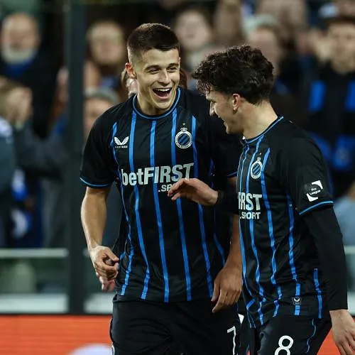 Le Club Bruges bat Dender, s’offre un 6e succès de suite et reste à 3 points de l’Union