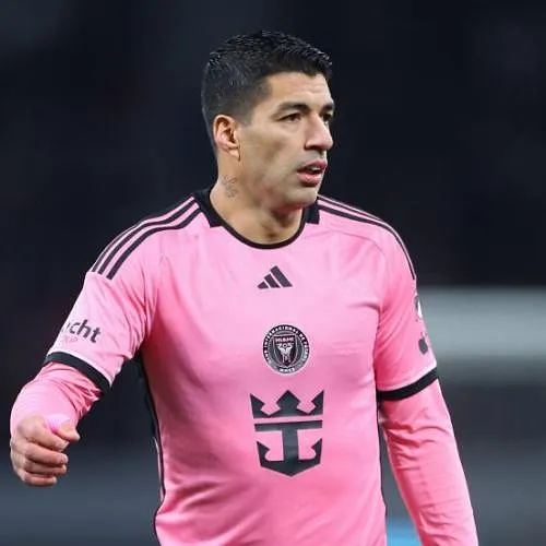 Luis Suarez s’en prend violemment à un ancien joueur d’Anderlecht