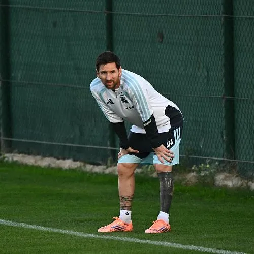 Laporta met les choses au clair et ferme la porte à un retour de Messi au Barça !