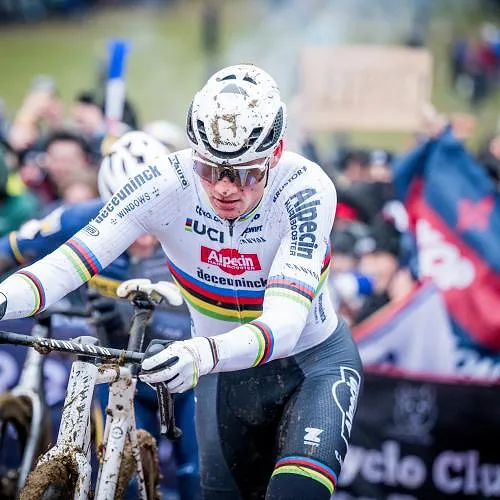 Van der Poel devrait reprendre le cyclocross aux alentours de Noël