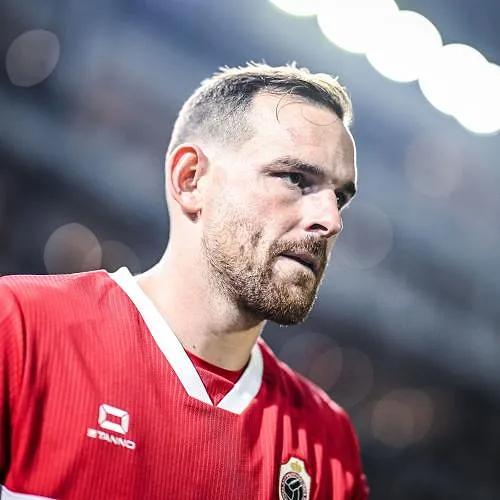 Coup dur pour l’Antwerp : Vincent Janssen a été opéré du genou !