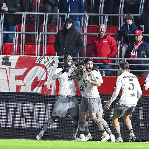 Pro League : première victoire de la saison pour Dender en déplacement contre l’Antwerp (1-2)