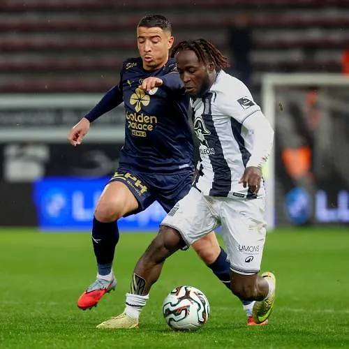 Pas de vainqueur ni de but dans un faible derby hennuyer entre Charleroi et La Louvière