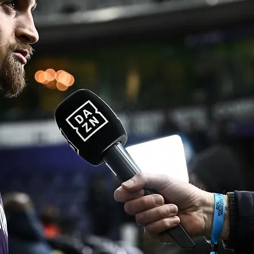 Droits TV du foot belge : DAZN ne verse pas son paiement annuel, la crise continue !