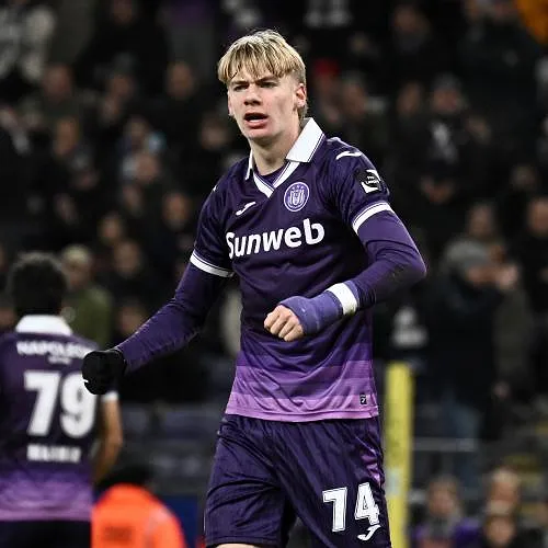 La Premier League jette son dévolu sur De Cat et Angulo : Anderlecht dépouillé en janvier ?