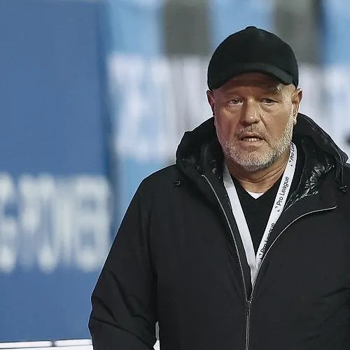 Bart Verhaeghe estime que Nicky Hayen devrait « se montrer reconnaissant que le Club ait lancé sa carrière »