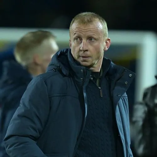 « Toutes les petites décisions sont en faveur de l’Union depuis des semaines » : le coach de Zulte s’emporte !