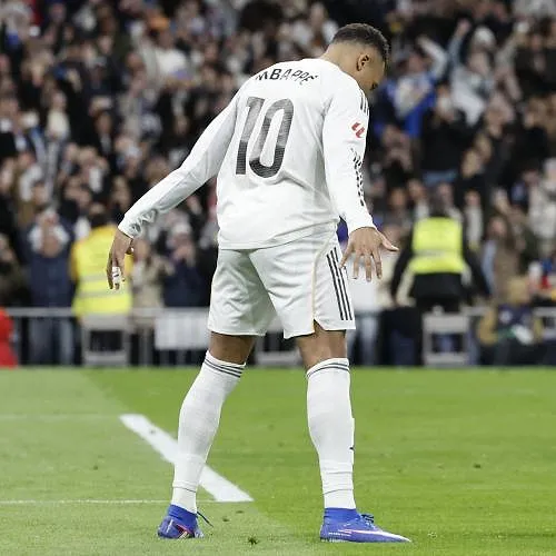 59 buts en 2025 : Kylian Mbappé égale Cristiano Ronaldo, « C’est incroyable »